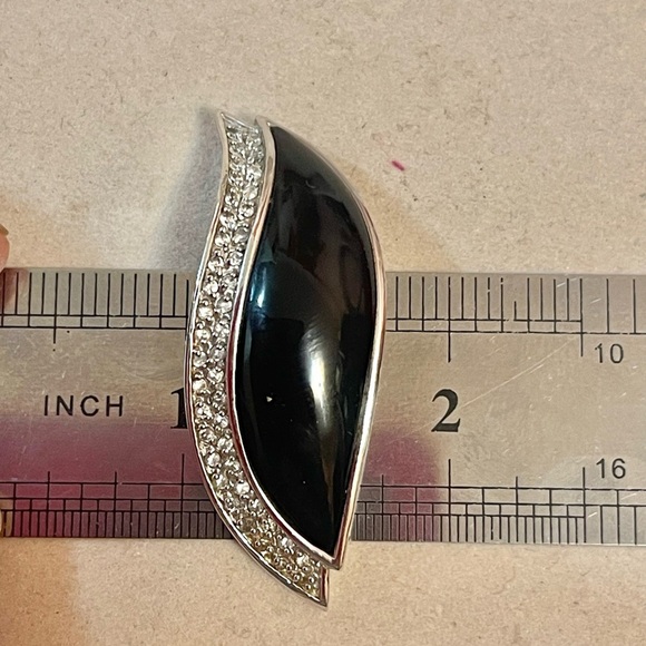 Silver Plate Pendant With Black Onyx Gemstone - Picture 7 of 9